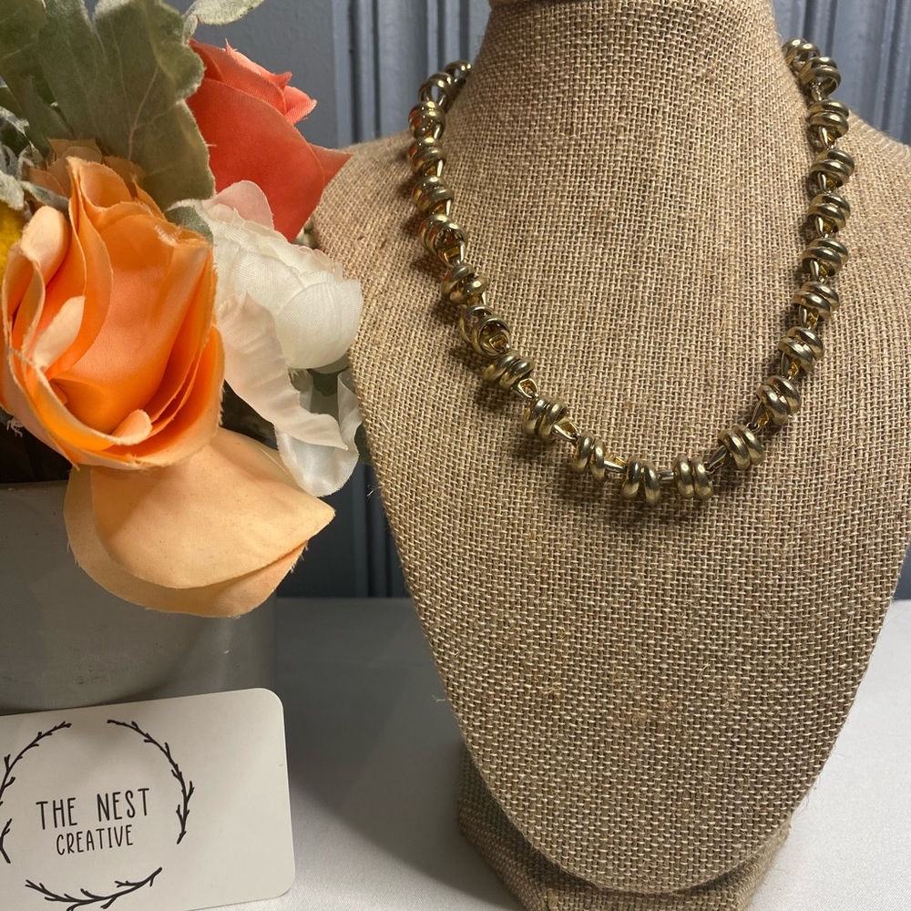 Vintage Gold Loop Chain Necklace